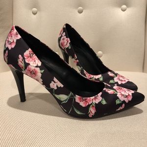 Floral heels
